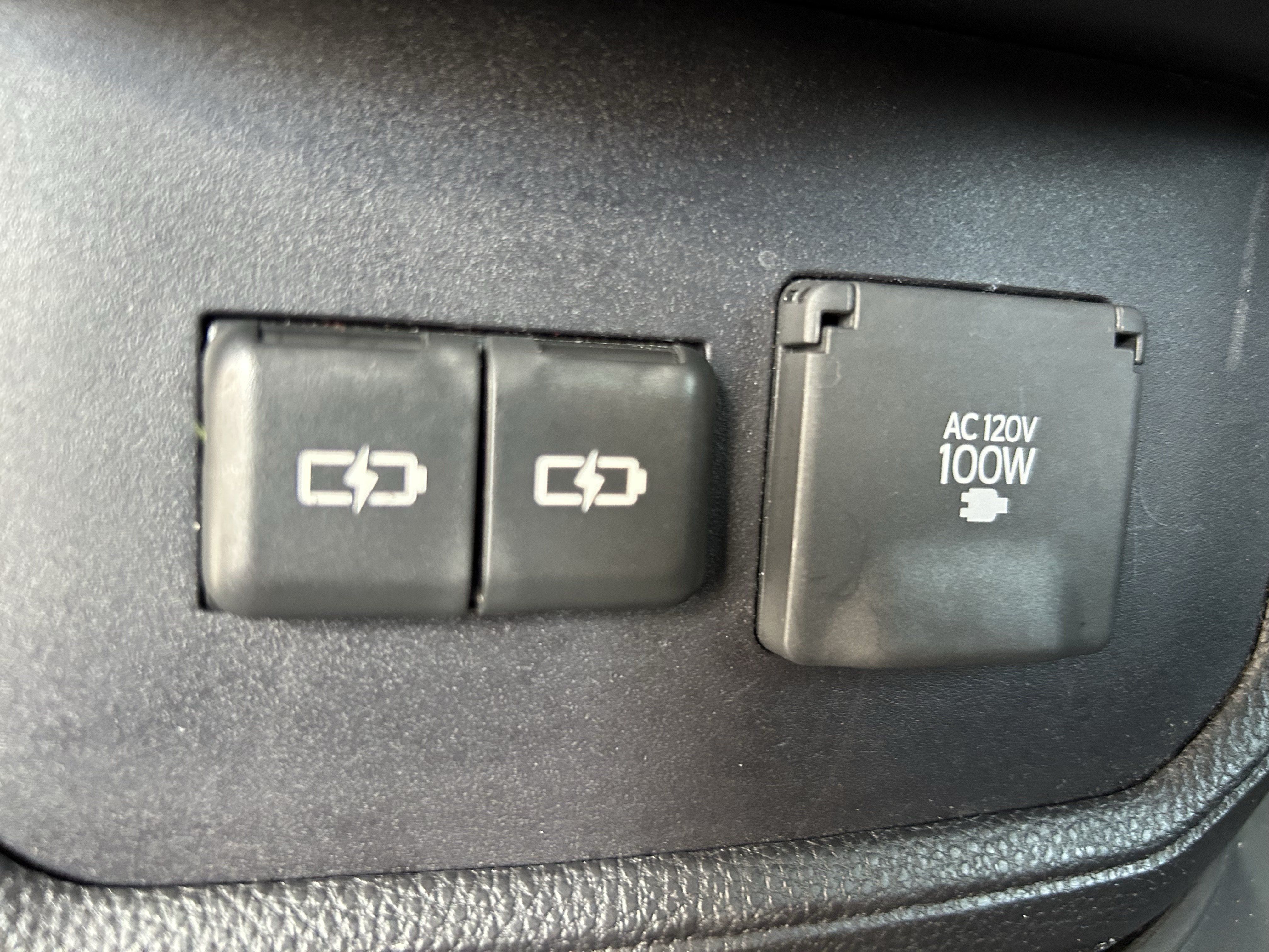 Used 2024 Toyota Highlander Platinum AWD/4WD image 21
