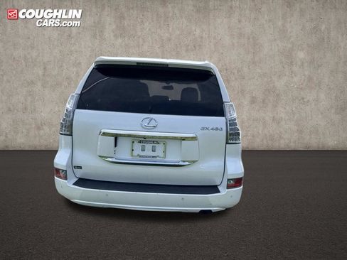 Used 2018 Lexus GX 460 Premium w/ Premium Package AWD/4WD image 15