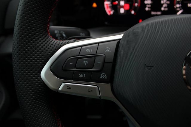 New 2026 Volkswagen GTI SE FWD image 12