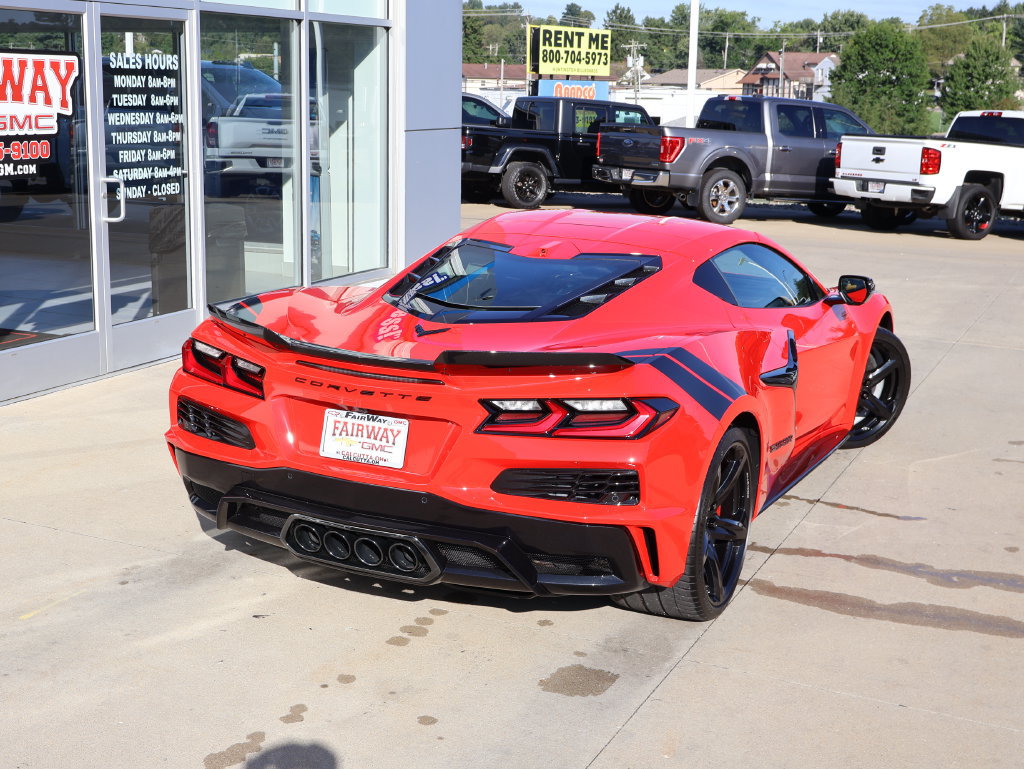 New 2027 Chevrolet Corvette Grand Sport w/ Z52 Sport Performance Package RWD image 39