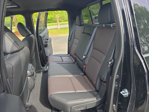 New 2026 Honda Ridgeline Black Edition image 16