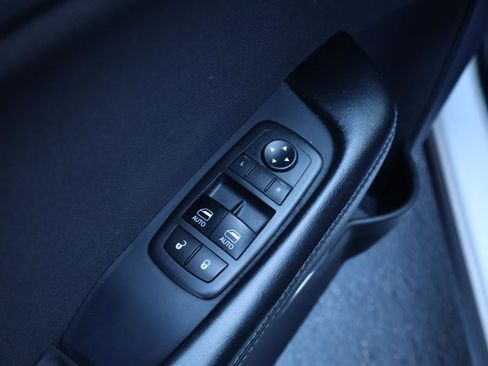 Used 2019 Dodge Challenger R/T w/ Driver Convenience Group image 32