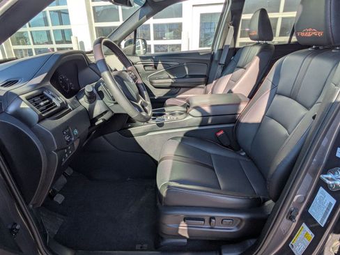 Used 2025 Honda Ridgeline TrailSport image 17