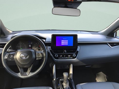 Used 2024 Toyota Corolla Cross AWD Hybrid image 12