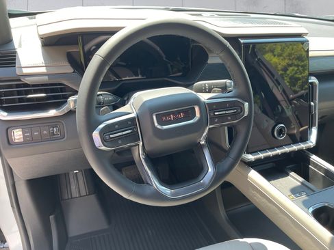 New 2025 GMC Acadia Elevation w/ Elevation Premium Package image 13