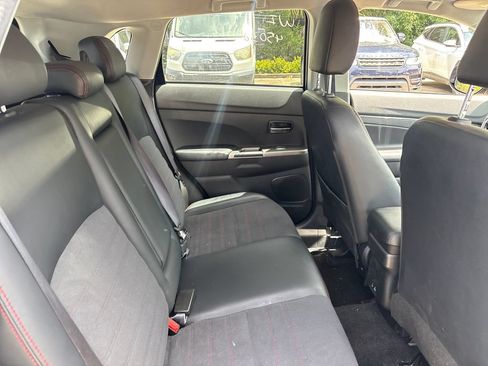 Used 2024 Mitsubishi Outlander Sport AWD image 28