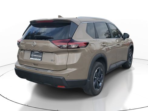 Certified 2024 Nissan Rogue SV w/ SV Premium Package image 7