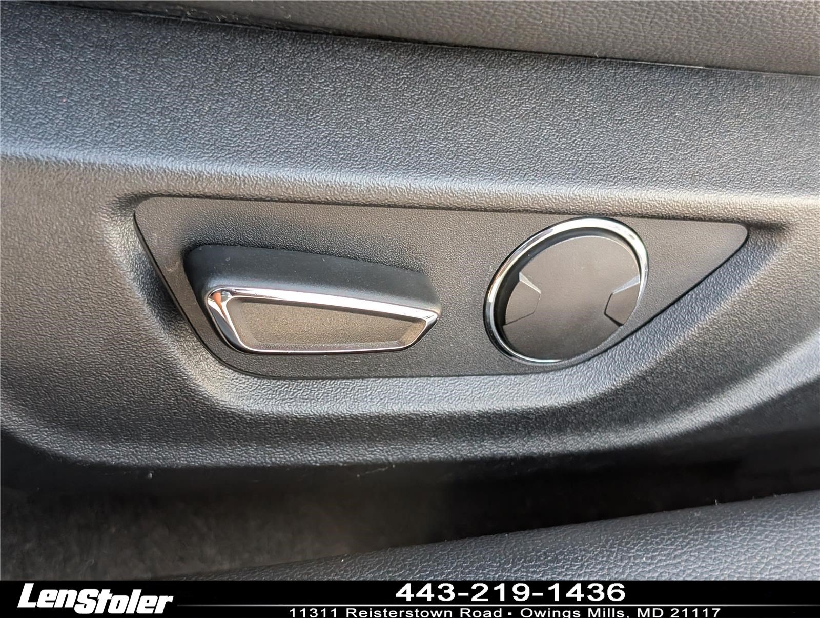 Used 2019 Ford Mustang GT Premium w/ Equipment Group 401A RWD image 21