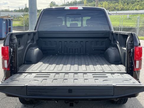 Used 2018 Ford F150 Lariat w/ Equipment Group 502A Luxury AWD/4WD image 40
