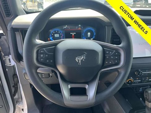 New 2025 Ford Bronco 4-Door AWD/4WD image 13