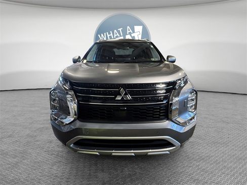 Used 2022 Mitsubishi Outlander SEL image 9