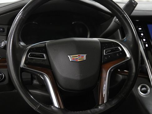 Used 2019 Cadillac Escalade ESV Luxury w/ Escalade Sport Edition image 8