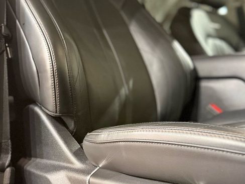 Used 2019 Ford Expedition Platinum image 49