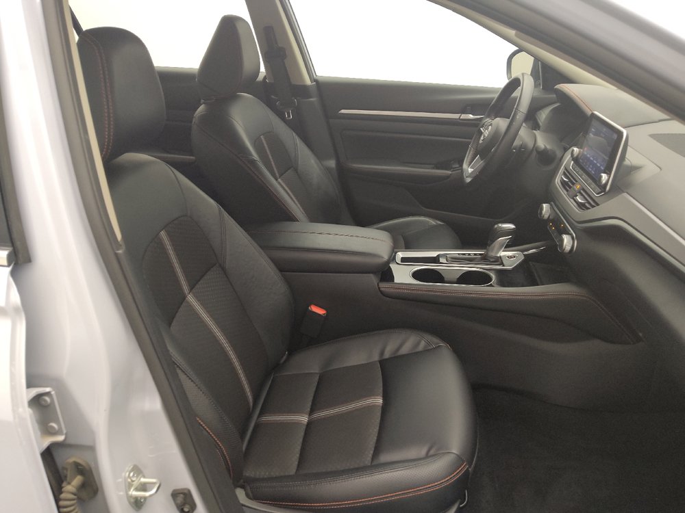Used 2025 Nissan Altima 2.5 SR FWD image 21