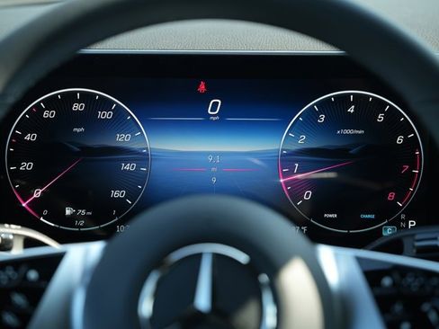 Used 2026 Mercedes-Benz GLC 300 4MATIC image 23