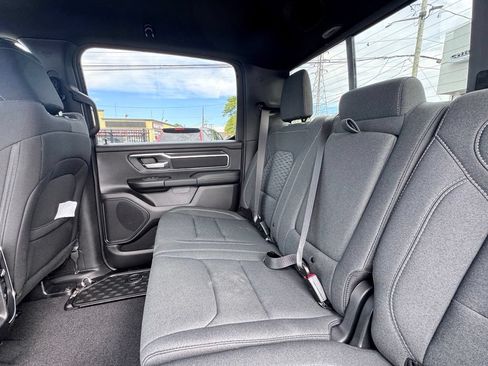 New 2026 RAM 1500 Big Horn AWD/4WD image 18
