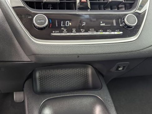 Used 2024 Toyota Corolla LE FWD image 8