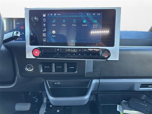 Used 2024 Chevrolet Brightdrop 400 w/ Commercial Equipment Package image 11