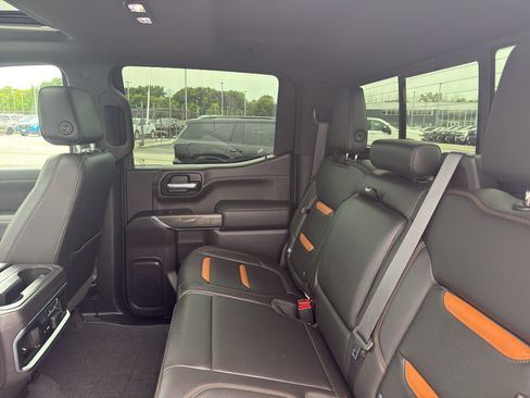 Certified 2020 GMC Sierra 1500 AT4 w/ AT4 Premium Package AWD/4WD image 35