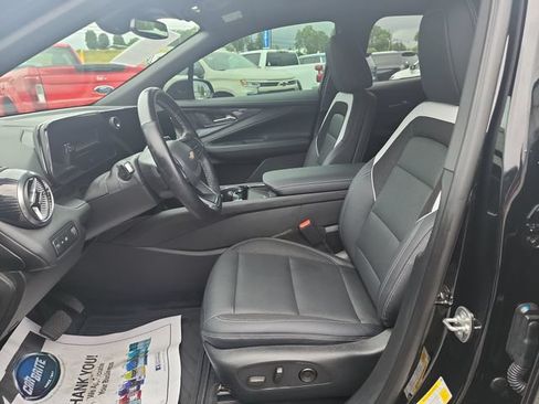 Used 2024 Chevrolet Blazer EV LT AWD/4WD image 9