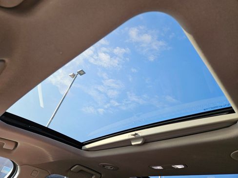 Used 2020 Buick Enclave Avenir w/ Avenir Technology Package image 16