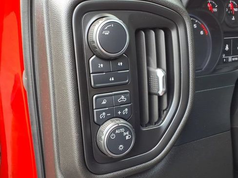 Used 2024 Chevrolet Silverado 2500 Custom w/ Custom Value Package AWD/4WD image 21
