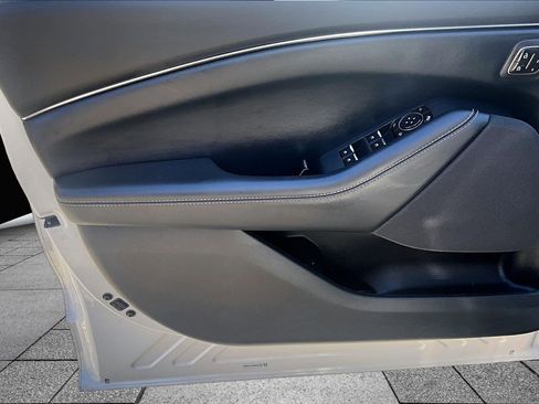 Used 2021 Ford Mustang Mach-E Select w/ Comfort/Appearance Package image 18