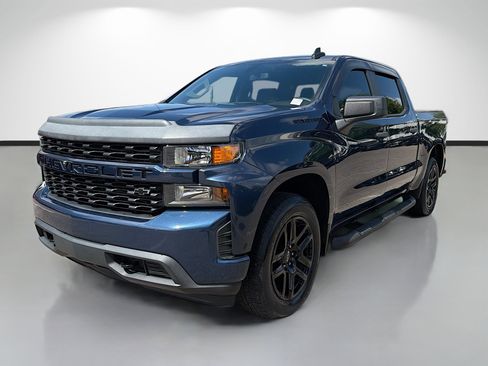 Used 2021 Chevrolet Silverado 1500 Custom w/ LPO, Blackout Package image 7