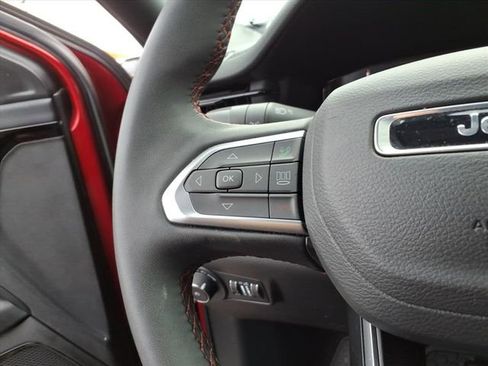 Used 2025 Jeep Compass Trailhawk w/ Trailhawk Elite Group image 19