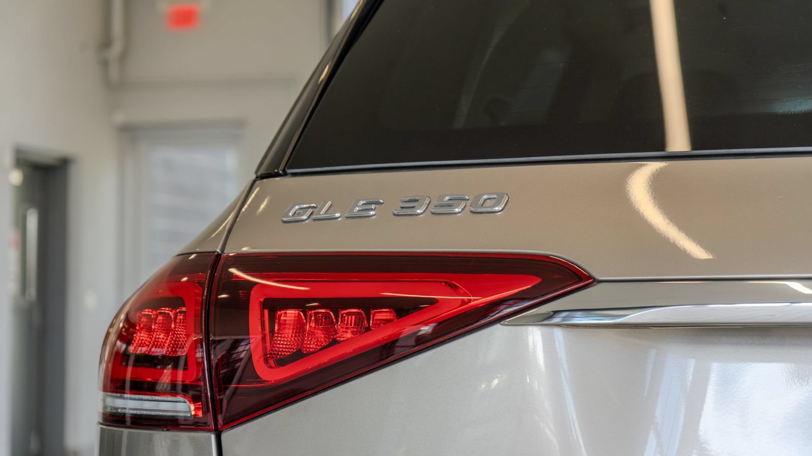 Used 2020 Mercedes-Benz GLE 350 4MATIC image 22
