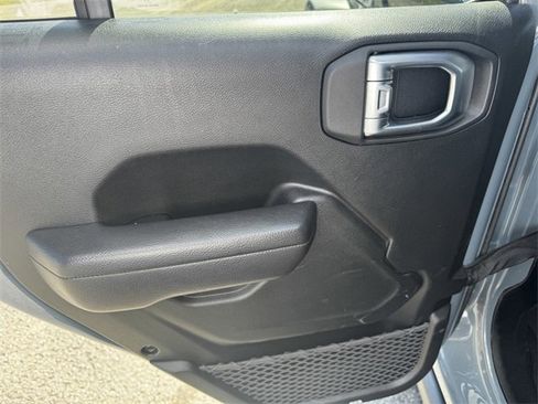 Certified 2024 Jeep Wrangler Unlimited Rubicon image 18