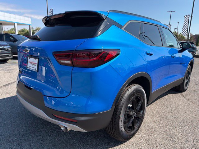 New 2026 Chevrolet Blazer LT w/ Convenience Package FWD image 3