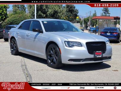 Certified 2022 Chrysler 300 Touring w/ Sport Appearance Package