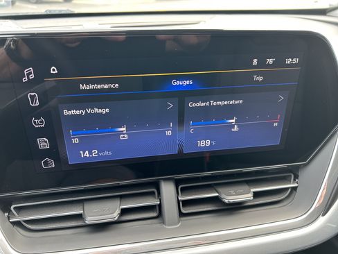 New 2025 Chevrolet Trax LT w/ Driver Confidence Package image 34