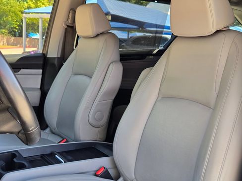 Used 2020 Honda Odyssey EX-L image 12