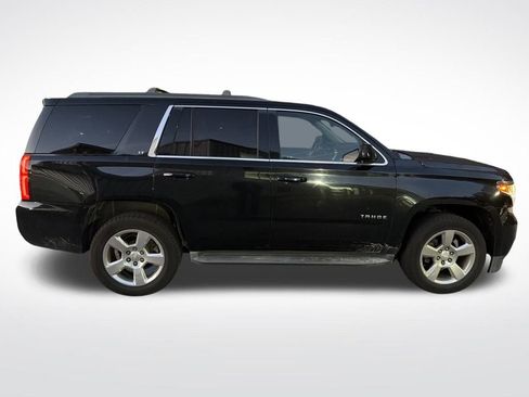 Used 2017 Chevrolet Tahoe LT image 4