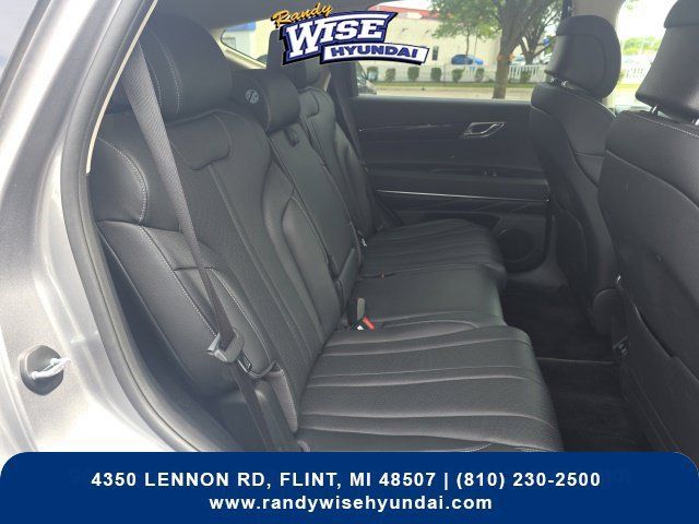 Used 2025 Genesis GV80 2.5T Standard AWD/4WD image 21