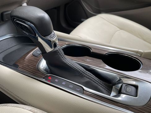 Used 2024 Chevrolet Malibu LT image 41