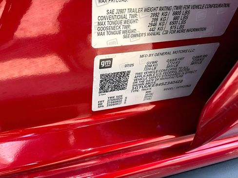 Used 2025 GMC Sierra 1500 AT4 w/ AT4 Premium Package AWD/4WD image 29