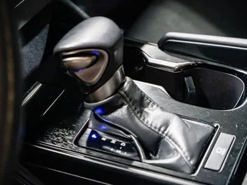 Used 2025 Lexus ES 350 image 21