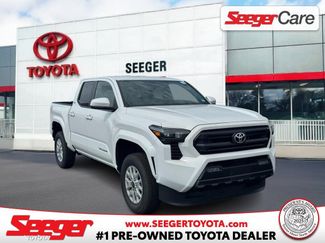 Used 2025 Toyota Tacoma SR5 AWD/4WD video 1