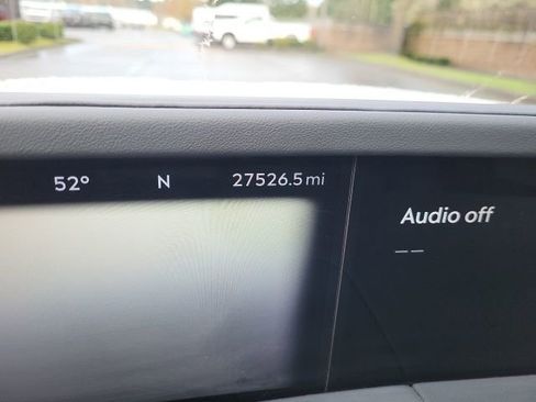 Used 2024 Lincoln Nautilus Reserve image 23