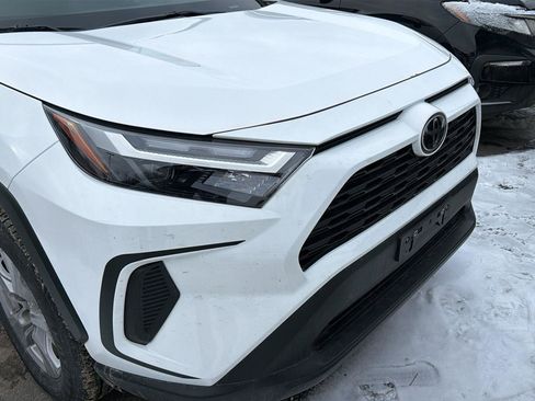 Used 2025 Toyota RAV4 XLE image 4