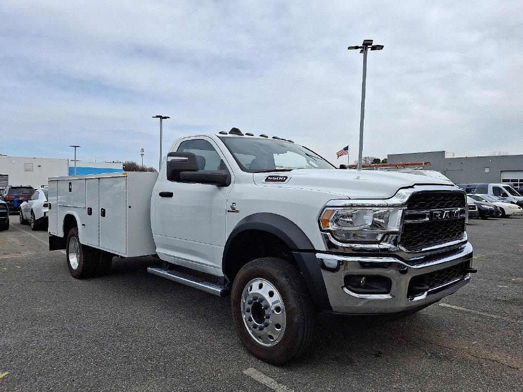 Used 2024 RAM 5500 Tradesman AWD/4WD image 1