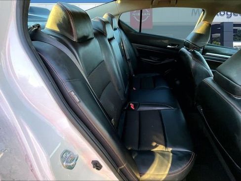 Used 2024 Nissan Altima 2.5 SR image 22