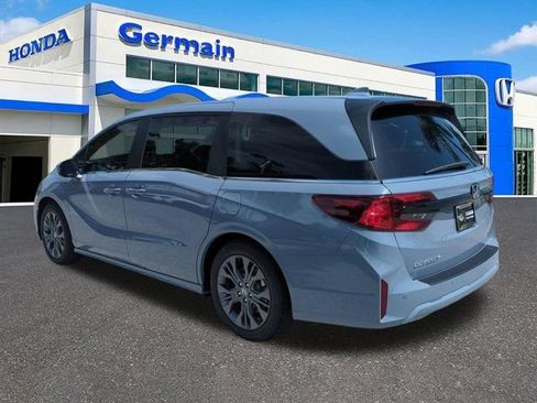 New 2026 Honda Odyssey Touring image 5