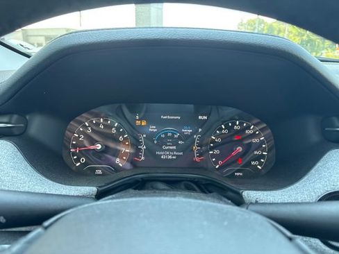 Used 2022 Jeep Compass Latitude AWD/4WD image 13