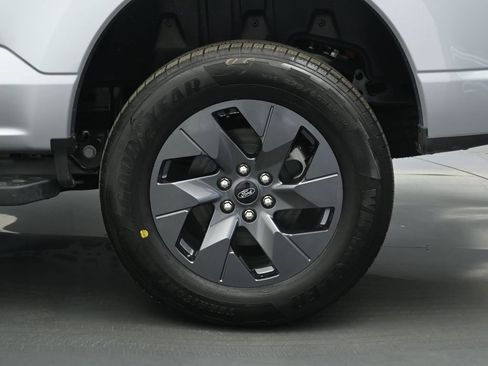 New 2025 Ford F150 Lightning Flash image 22