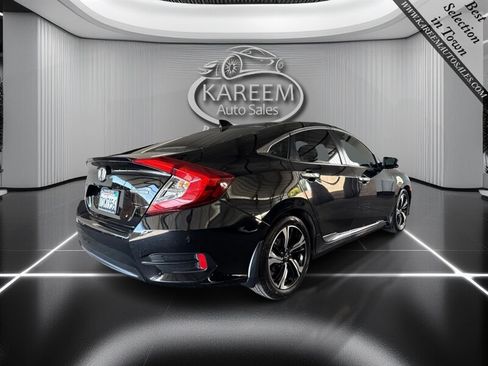 Used 2016 Honda Civic Touring image 5