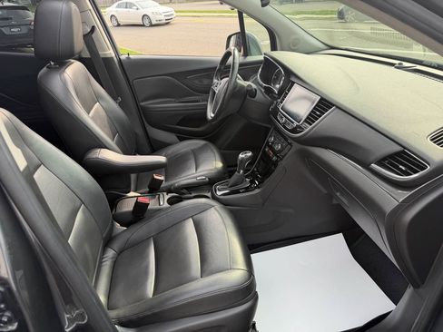 Used 2018 Buick Encore Essence AWD/4WD image 18